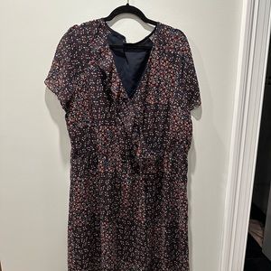 Skies are Blue Anthropologie Plus Red and Blue Patchwork
Short Sleeve Dress